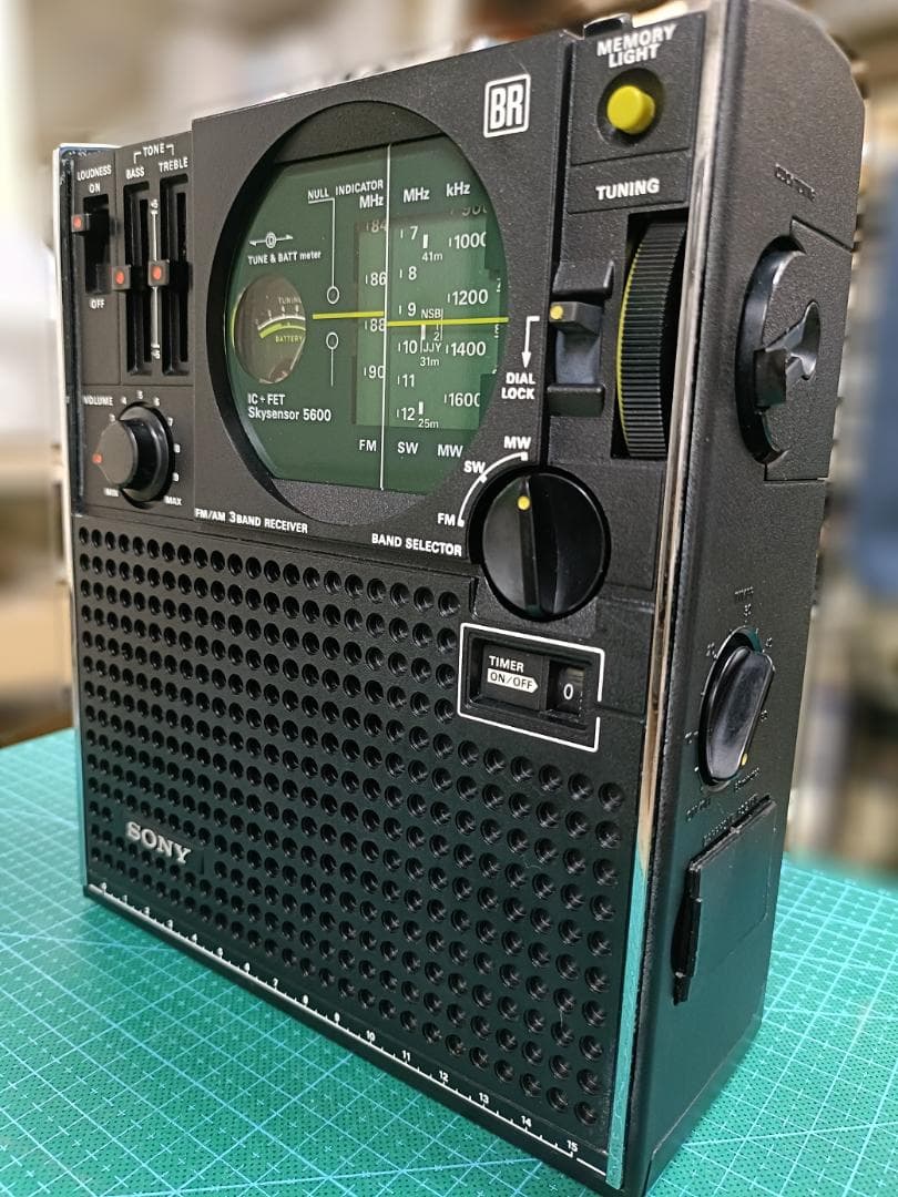 d*7様 SONY ICF-5600 スカイセンサー　ソニー　昭和レトロ