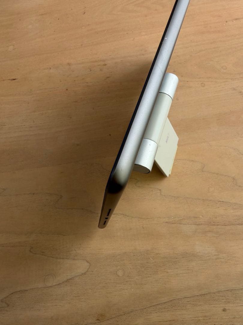 iPad (第9世代) 64GB Wi-Fi スペースグレー