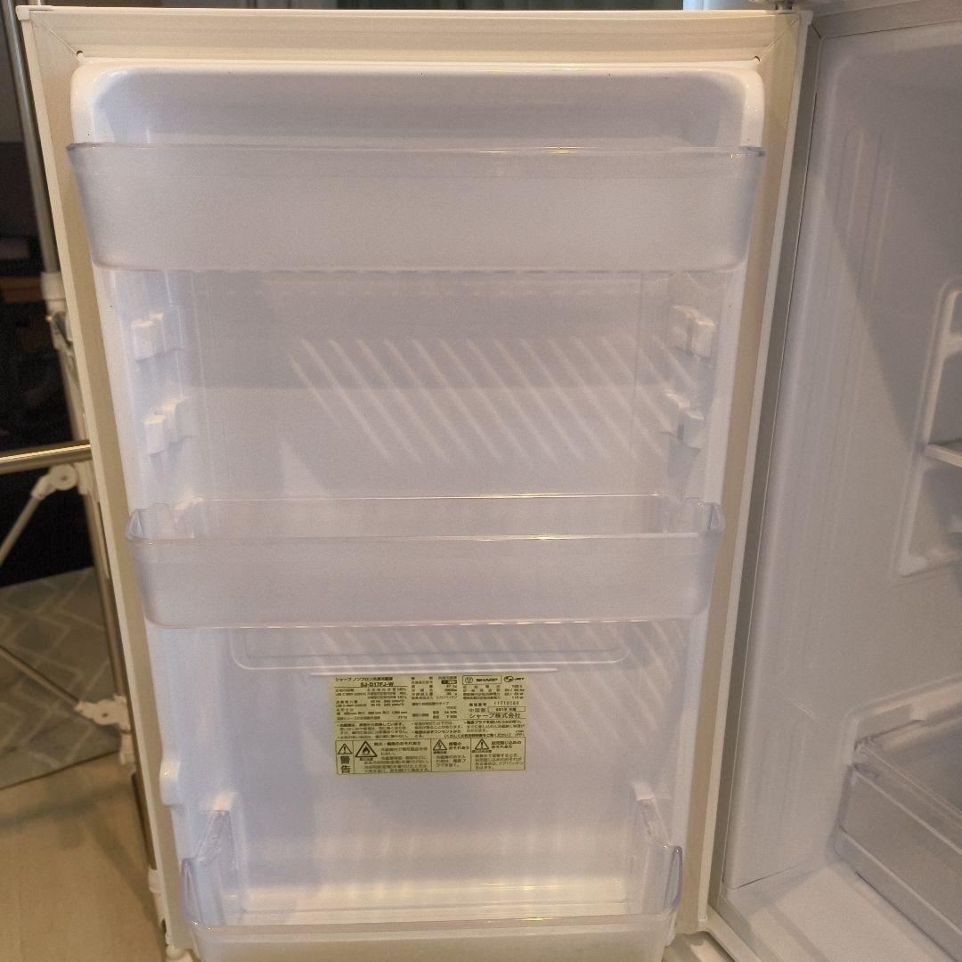 SHARP 左右開き対応167L冷蔵庫　SJ-D17FJ-W