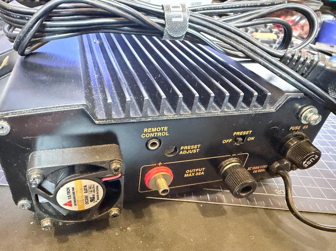 【動作確認済】ALINCO アルインコ 安定化電源 DM-330MV