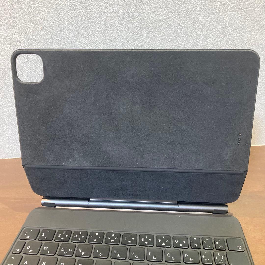 Apple 11インチ iPad Magic Keyboard MXQT2J/A