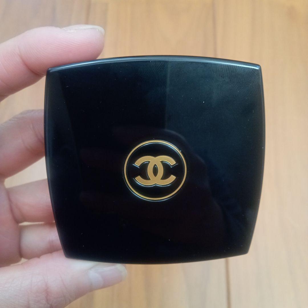 CHANEL シャネル　レキャトルオンブル 397　アイシャドウパレット
