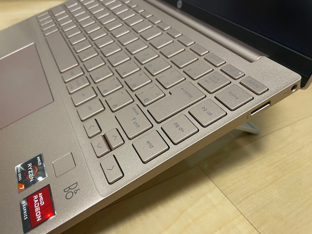 Windowsノート本体 HP Pavilion Aero 13 Ryzen 7 16GB 512GB