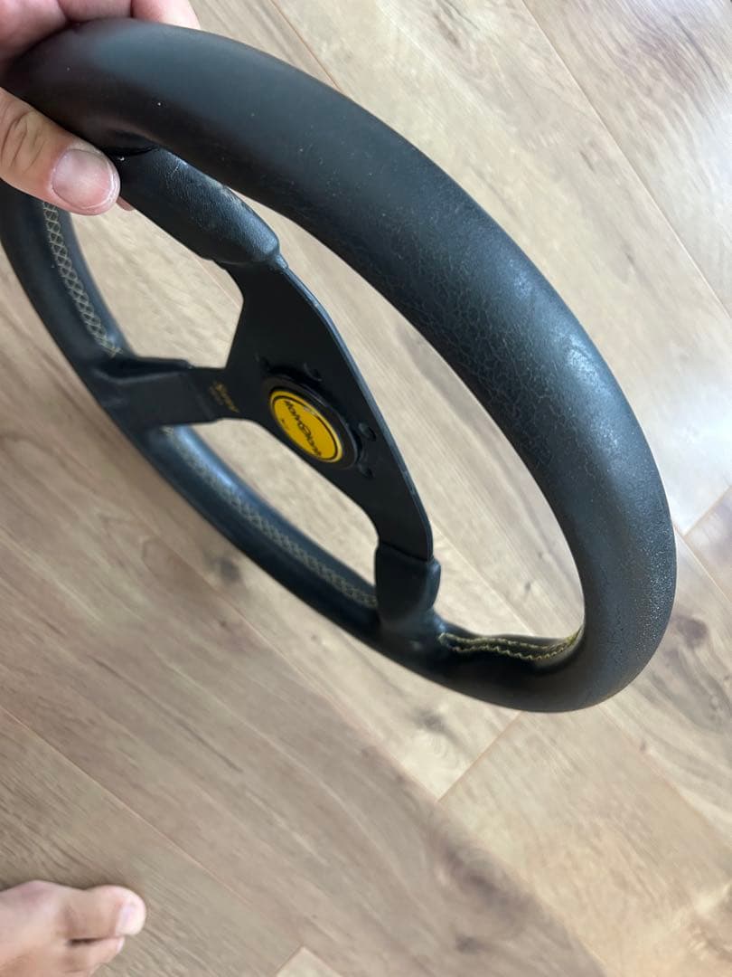 イタルボランテ　ステアリング