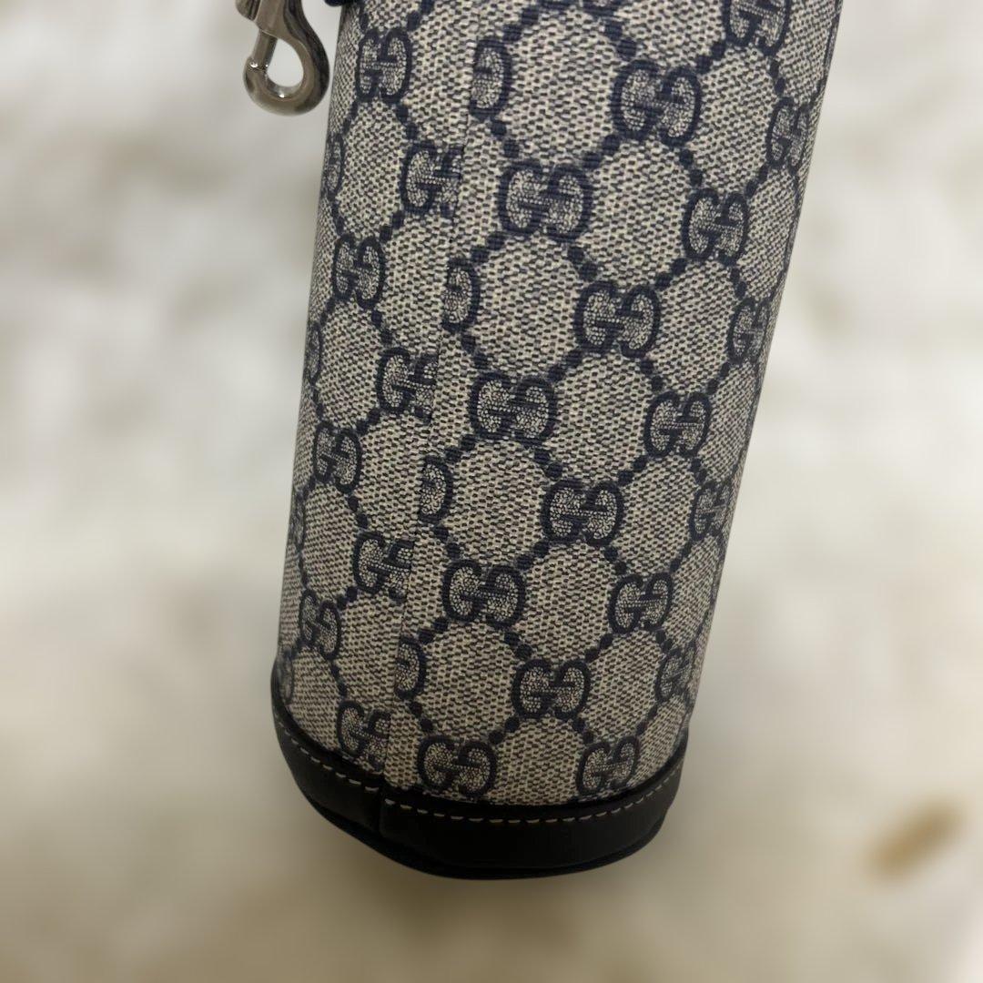 【未使用】GUCCI ボトルケース　ネイビー　GG 内部アルミ加工
