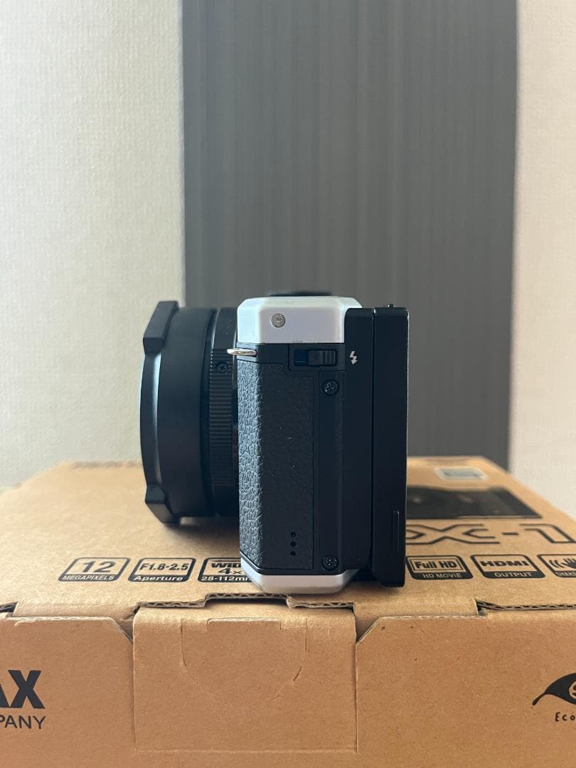 PENTAX (ペンタックス) MX-1 デジタルカメラ シルバー