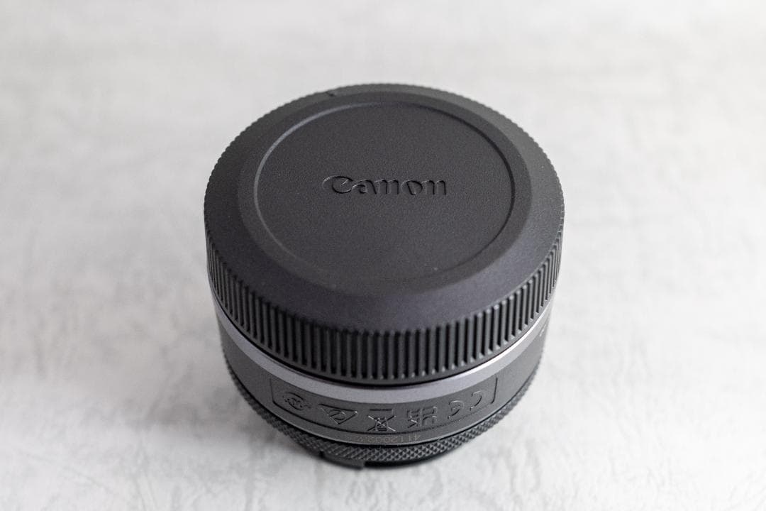 RF28mm f2.8 STM 純正レンズフード付き
