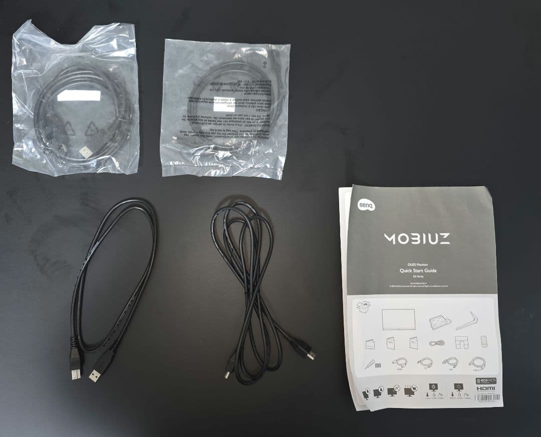 BenQ MOBIUZ EX480UZ 4K有機ELゲーミングモニター