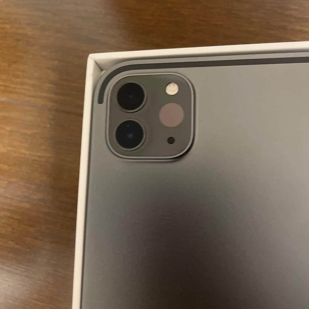 iPad Pro第4世代 256GB（12.9インチ）