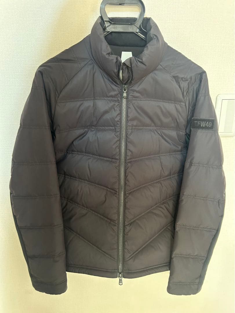 TFW49 ダウンジャケット S相当（サンプル品・タグなし）ブラック