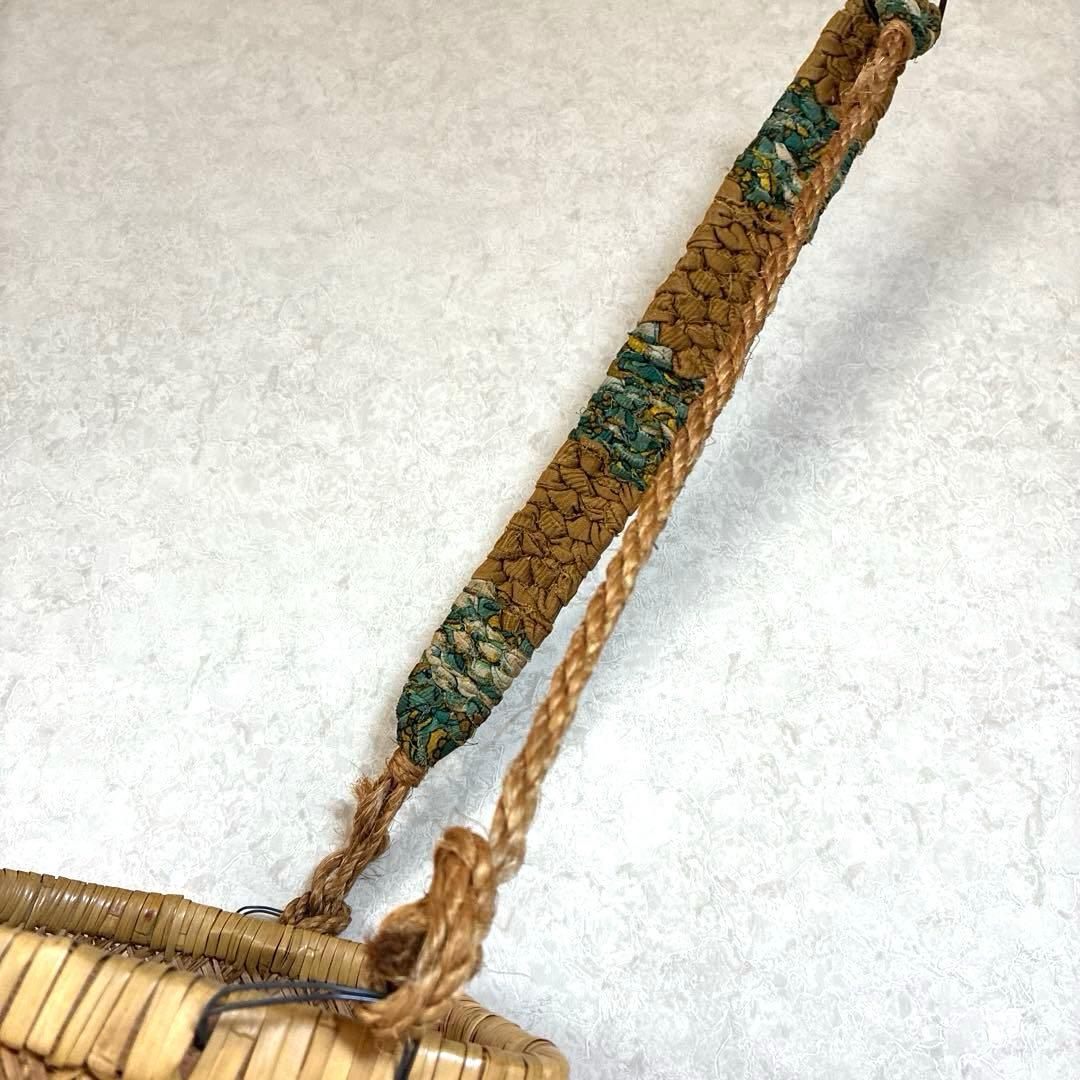 岩手県鳥越地方背負いかご 収穫用 山菜 キノコ　ひも付き 市場かご