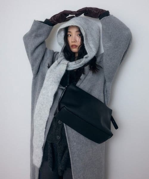 soins 　ソワン牛革ショルダーバッグ