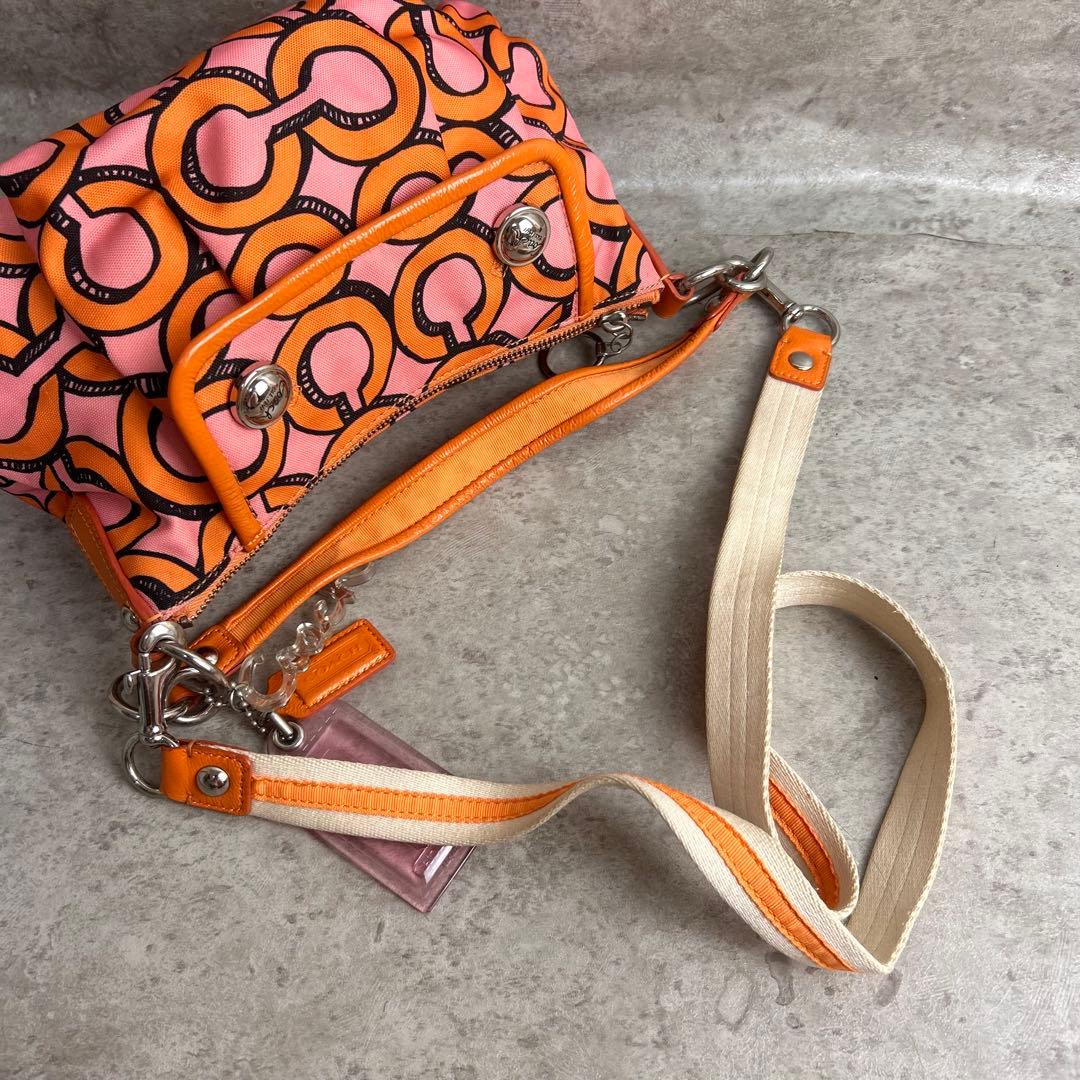 ✨良品✨️COACH 2way ショルダーバッグ オプアート 総柄 オレンジ