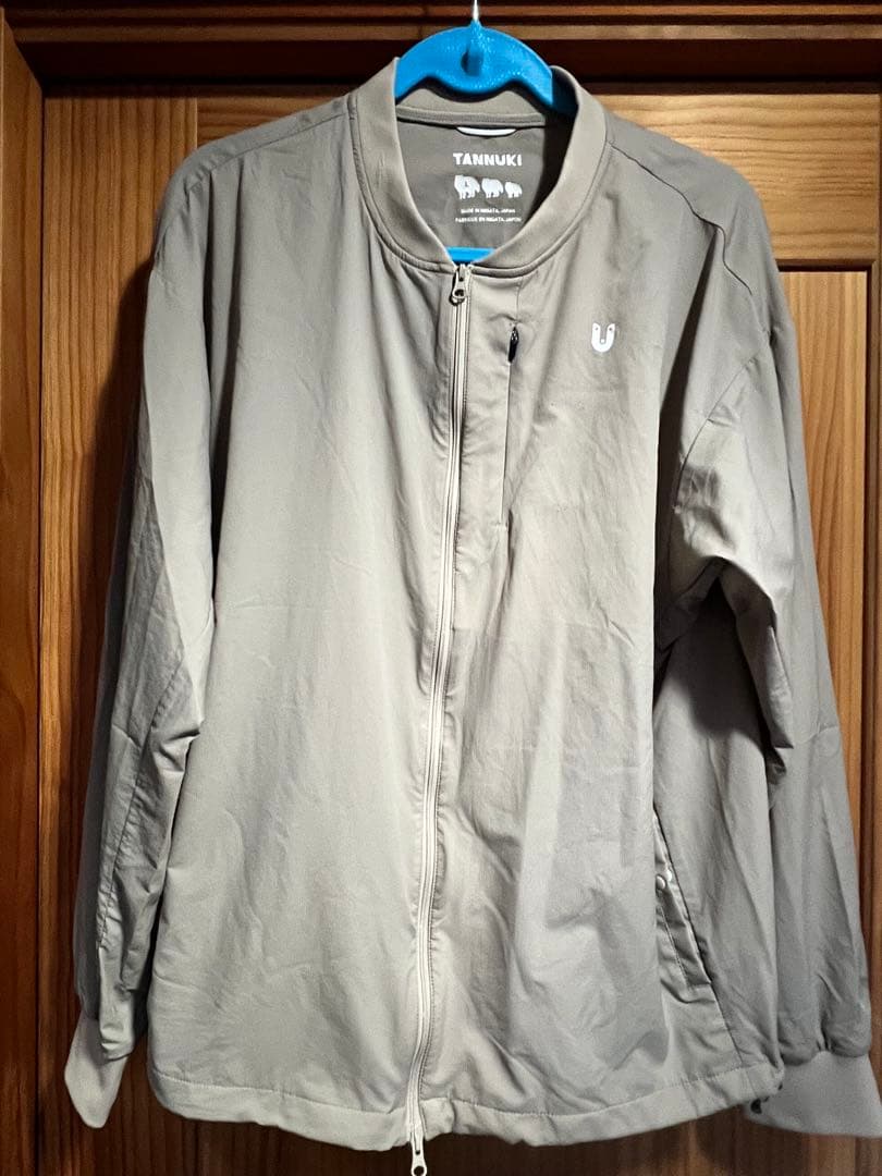 し*ん様 TANNUKI Sato Wind Blouson Crockery