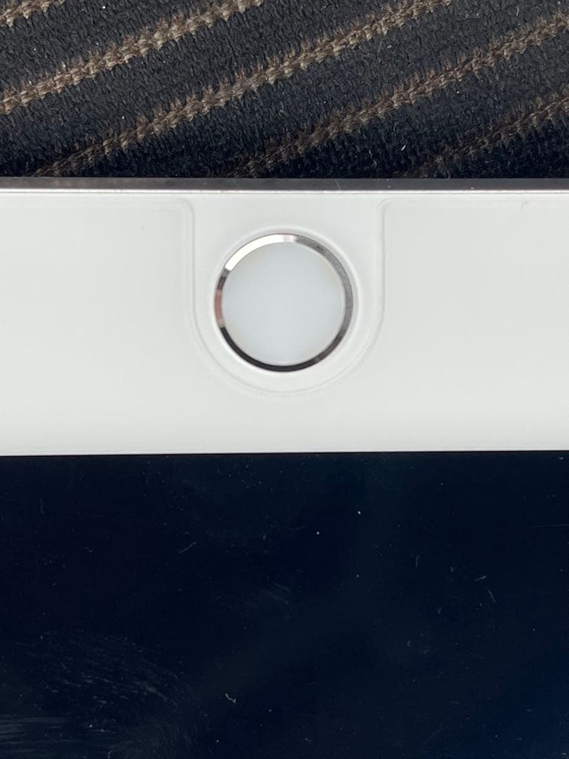 iPad mini 4 WiFi セルラー32G SoftBankシルバー 美品