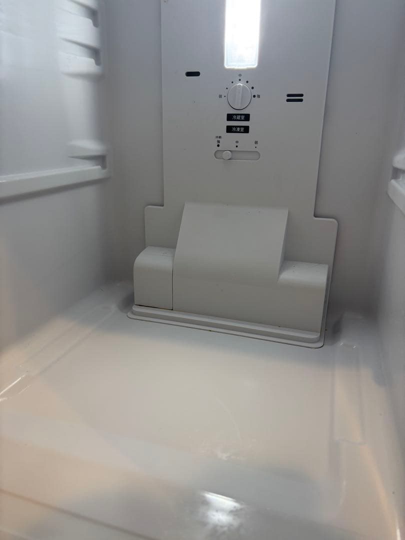 SHARP 冷蔵庫　一人暮らし　両開き　黒