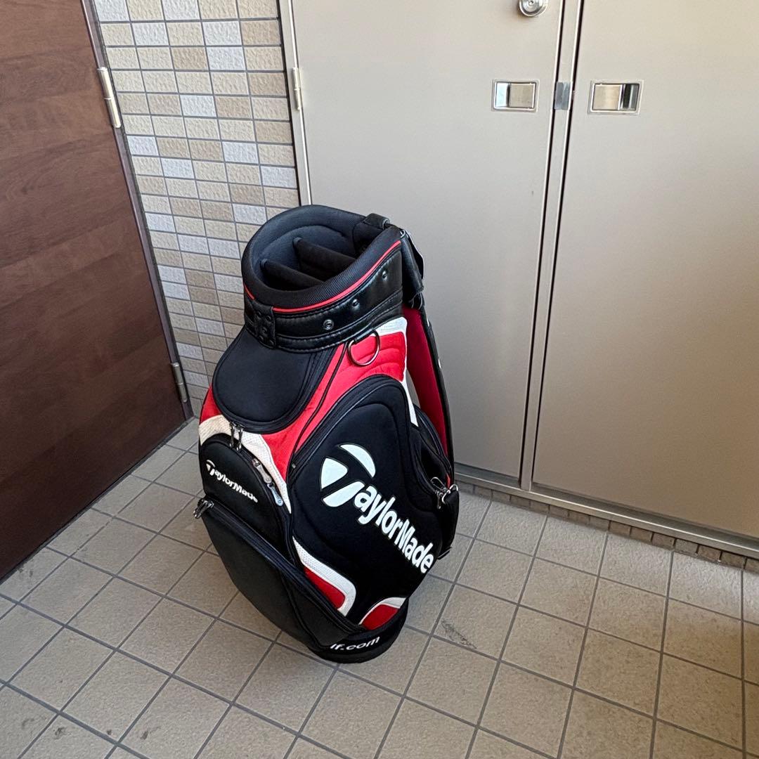 使用感　テーラーメイド 3点式 キャディバッグ 黒/赤 9.5型 6分割　ゴルフ