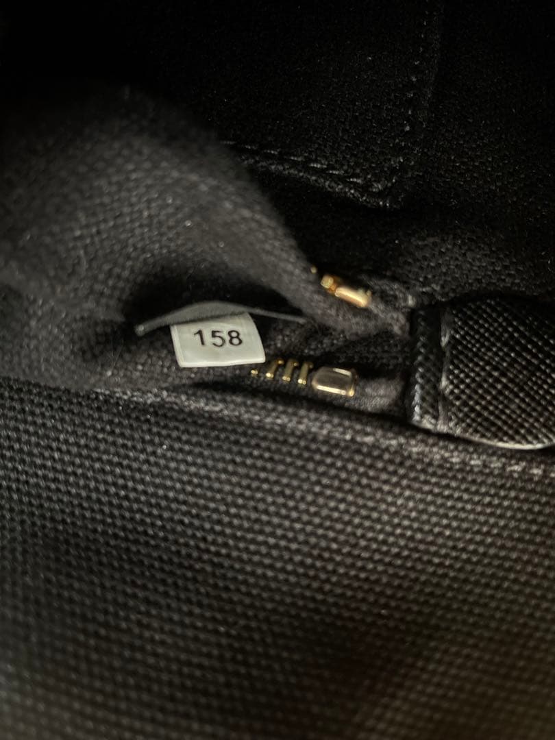 PRADA 黒 ショルダーバッグ カナパ S