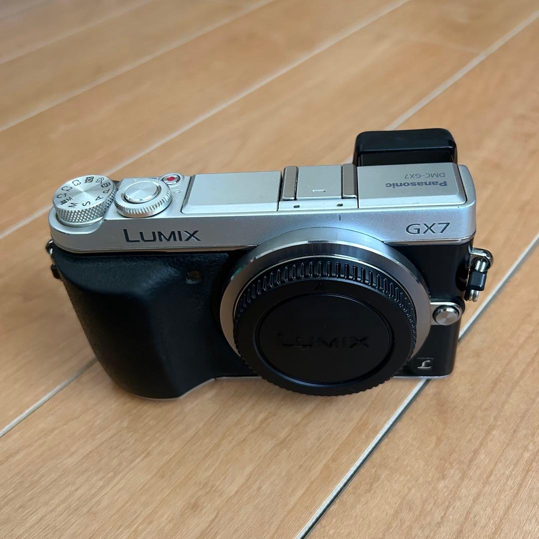 Panasonic LUMIX DMC-GX7 シルバー