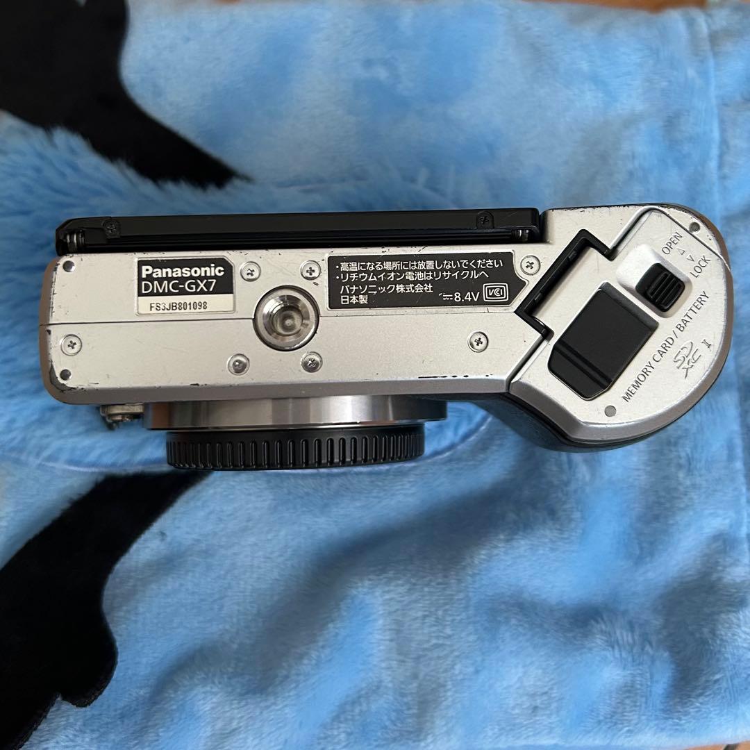 Panasonic LUMIX DMC-GX7 シルバー