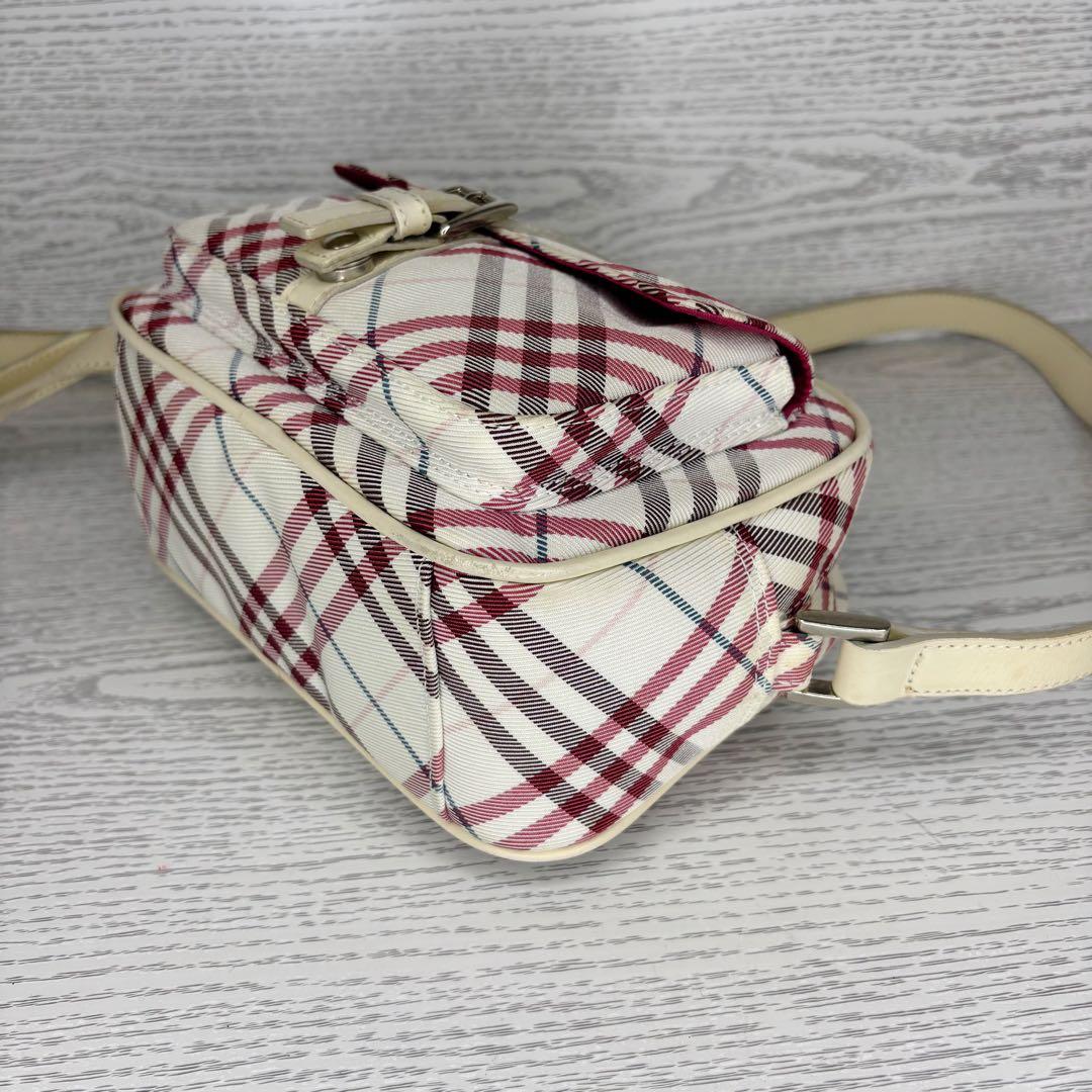 極美品　Burberryブルーレーベル　ショルダーバッグ　S8768