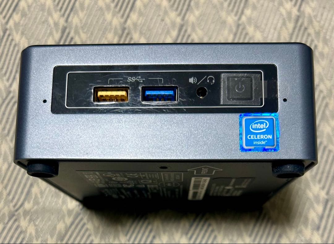 Windows11ミニPC Intel NUC NUC6CAYB ミニキーボード