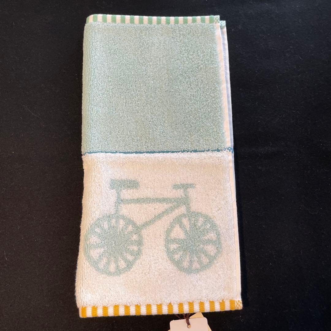 エルメス　タオルハンカチ馬と自転車　箱、グリーティングカード、2025リボン付き