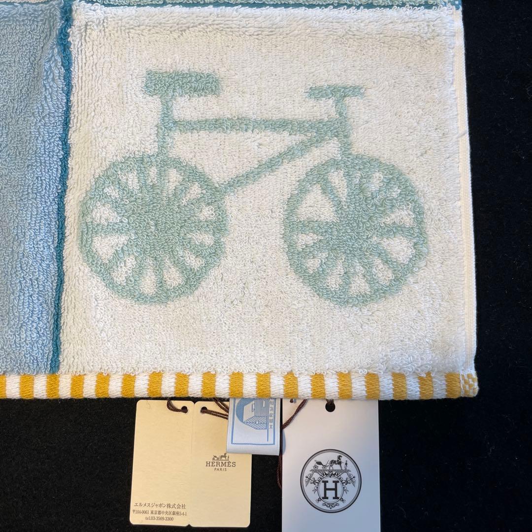 エルメス　タオルハンカチ馬と自転車　箱、グリーティングカード、2025リボン付き
