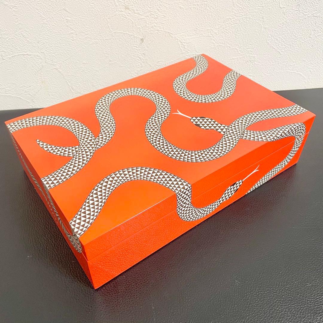 Jonathan Adler 収納ボックスEden Lacquer Box