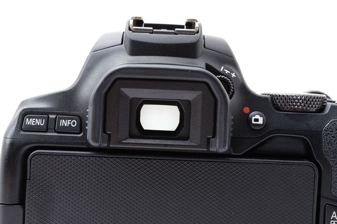 デジタル一眼レフカメラ CANON EOS Kiss X10望遠レンズセット