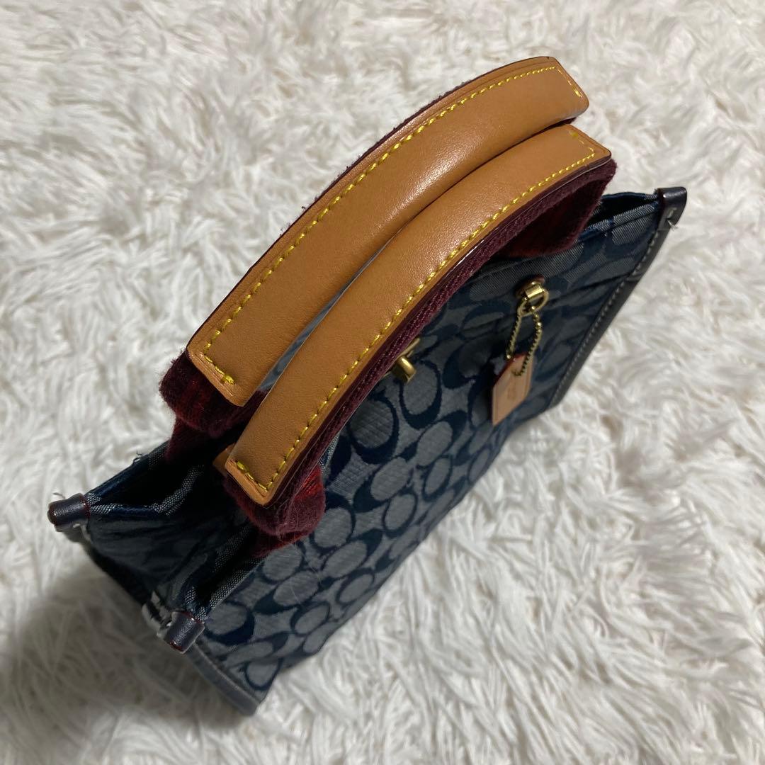 極美品　現行　コーチ　ショルダーバッグ　トート　22　シグネチャー　シャンブレー