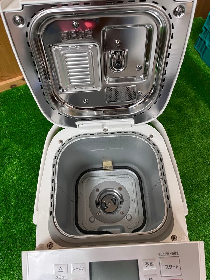 美品　Panasonic パナソニック ホームベーカリー SD-MDX102-W