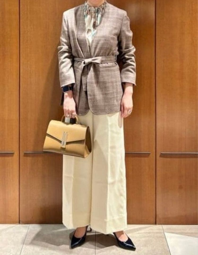 新品タグ付 TOMORROWLAND 2024AW フラワープリントブラウス