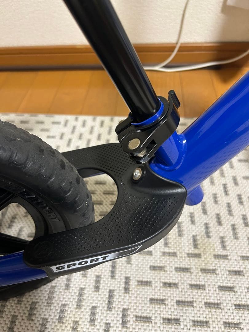 『美品』STRIDER ストライダー12インチ スポーツモデル　青　ブルー