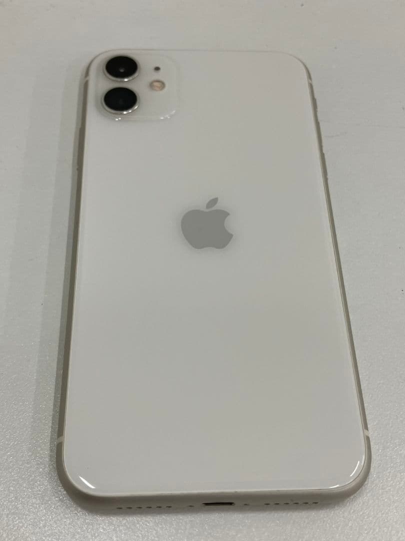 【iPhone11】SIMフリー　64GB