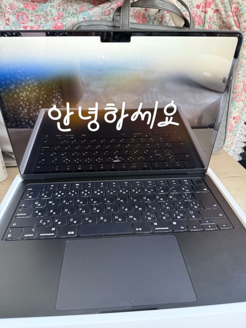 M2 MacBook Air 13.6インチ　8GB 256SSD