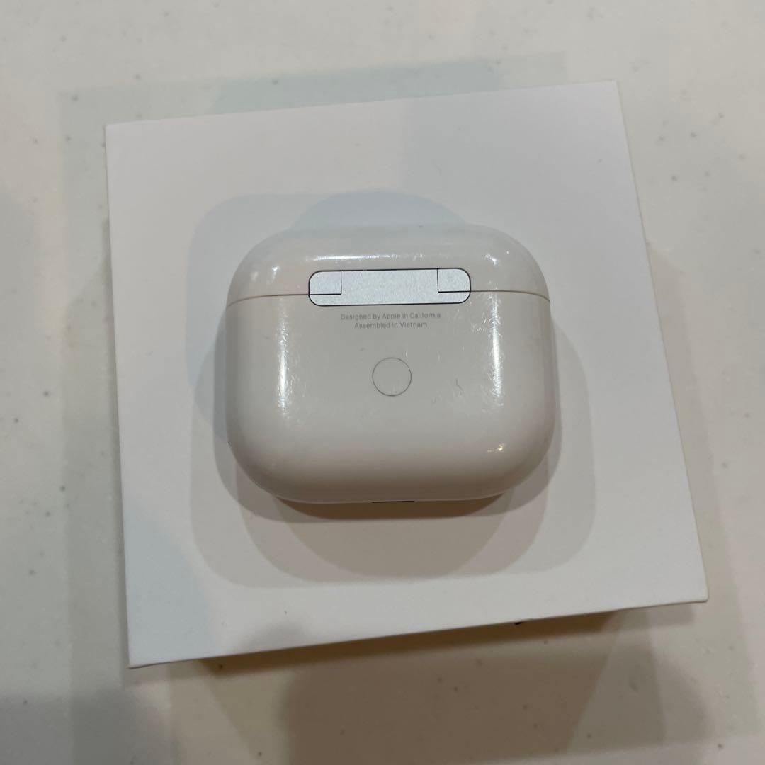 AirPods3 充電ケース付き・充電ケーブル付き・両耳・箱あり・動作確認済み