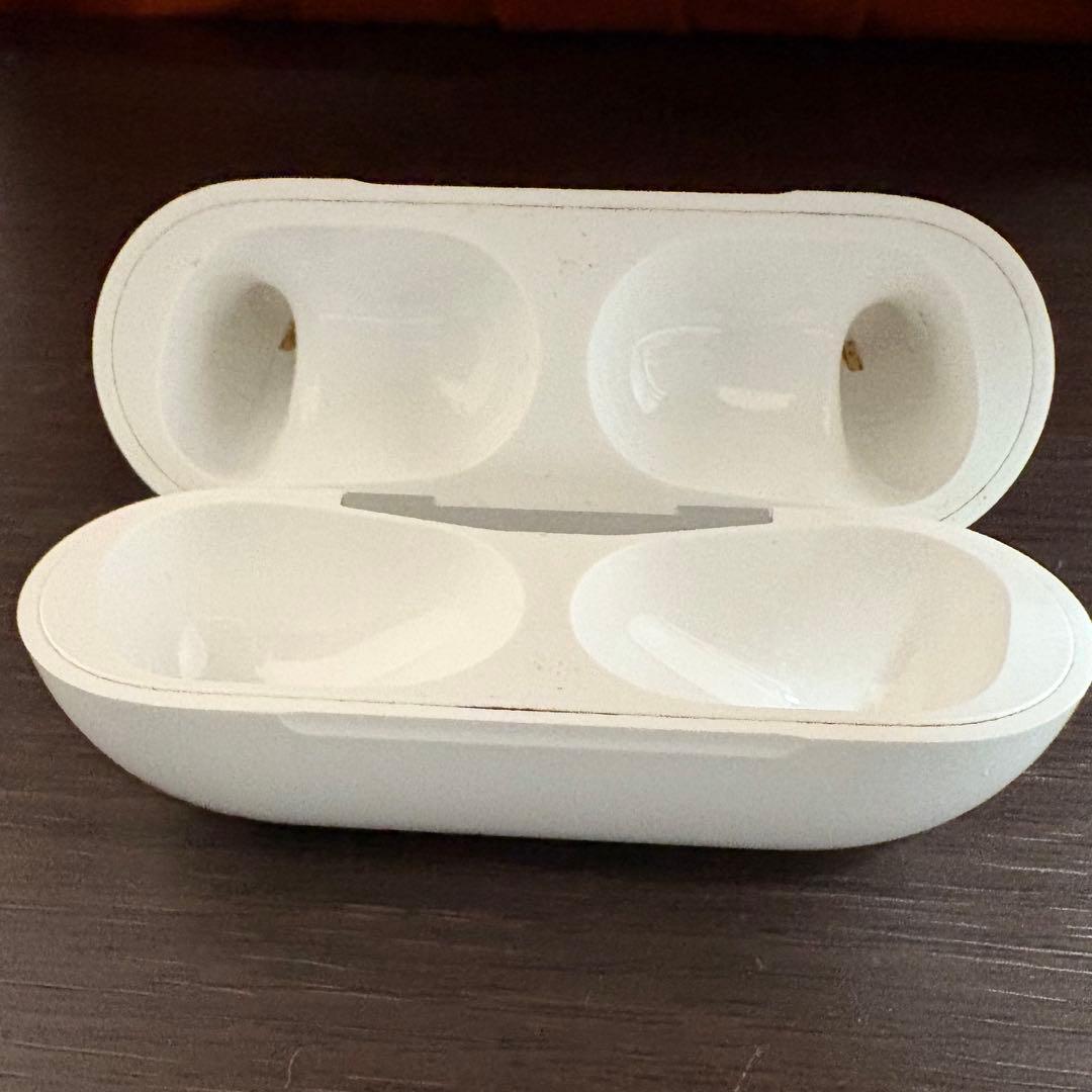 【純正】AirPodsPro(第1世代)2022年交換済み　未使用ケーブル付