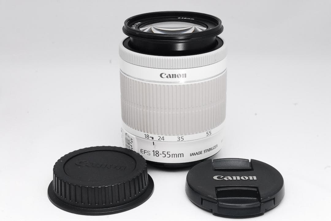 ✨️ Canon EOS Kiss X7 ホワイト ✨️新品級 単焦点レンズ付き