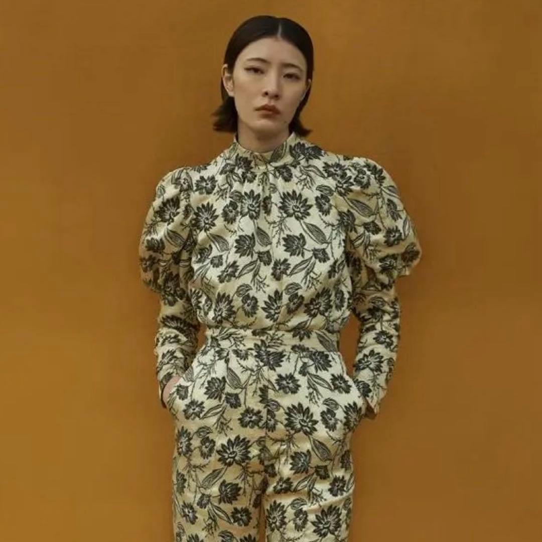 トップス ERiKO KATORi flower jaquard puffsleeve