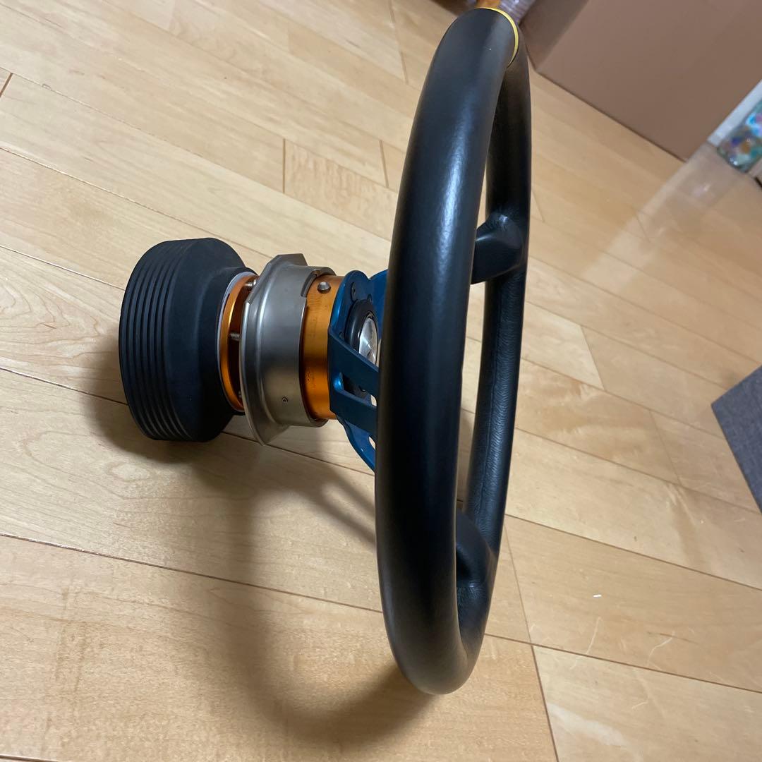 MOMO ステアリングホイール 3スポーク