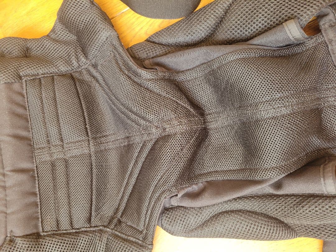 エルゴベビー オムニ360 クールエア メッシュ オニキスブラッ 付属品あり