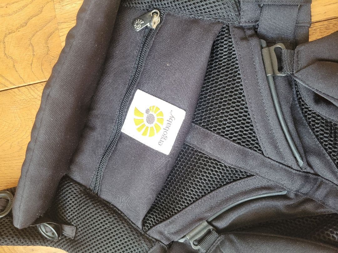 エルゴベビー オムニ360 クールエア メッシュ オニキスブラッ 付属品あり