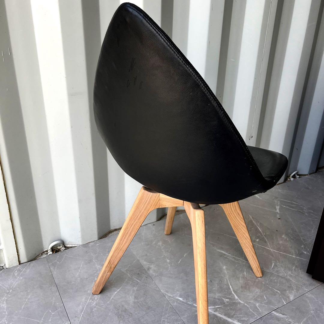 取付無料！ボーコンセプト オッタワ 本革ブラック 北欧モダン風ダイニングチェア✨