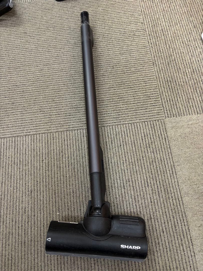 シャープ　コードレススティック掃除機　RACTIVEAIR EC-AR10-B