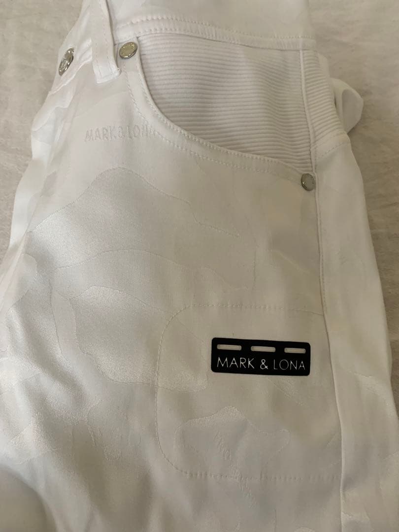 マークアンドロナ　44 ホワイト　パンツ