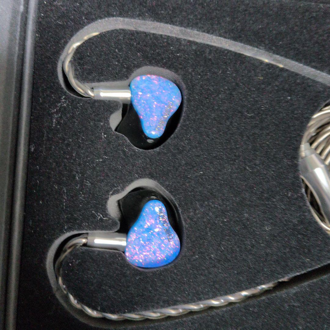 THIEAUDIO Hype 4 イヤホン & 4.4mmケーブルのオマケ付き