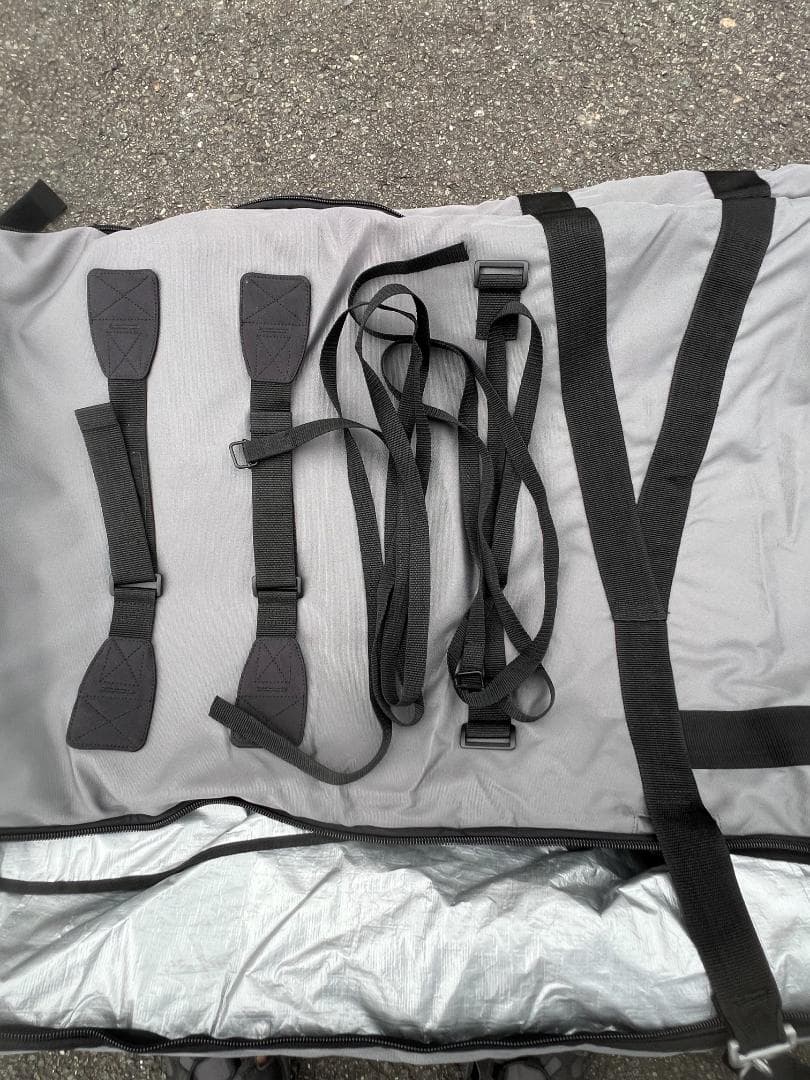 【新春セール】サーフボードハードケース　キャスター付　ミッド/ロング　3枚