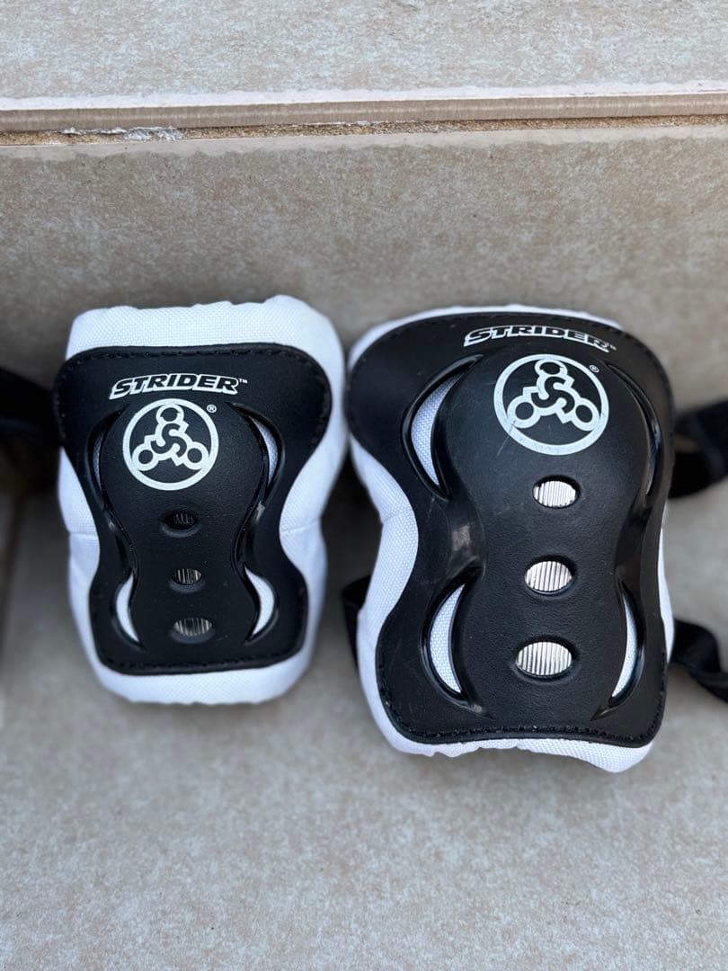 ストライダー　STRIDER 12インチ➕プロテクター➕バック