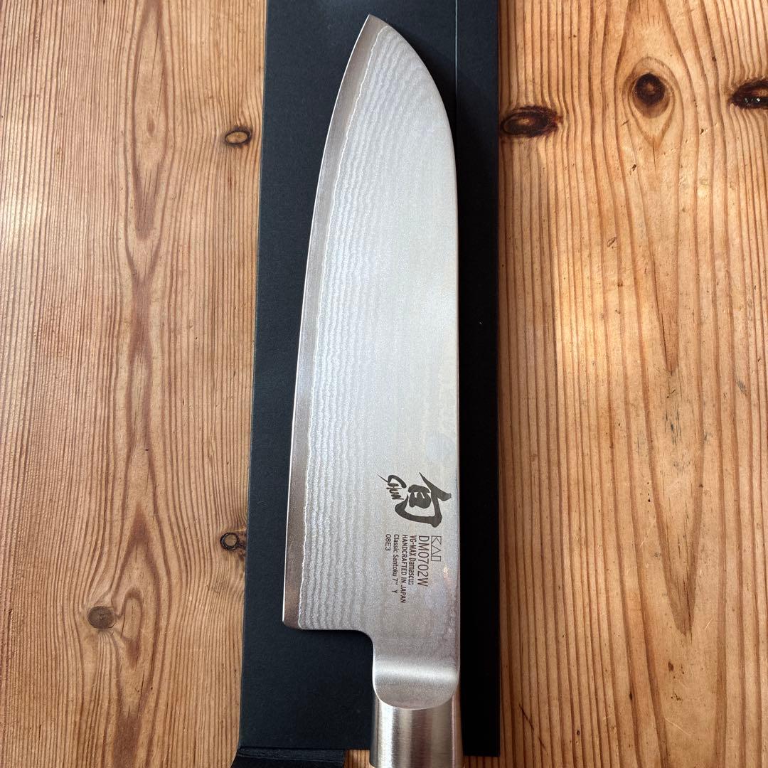 貝印旬classic white santoku 175mm DM0702w
